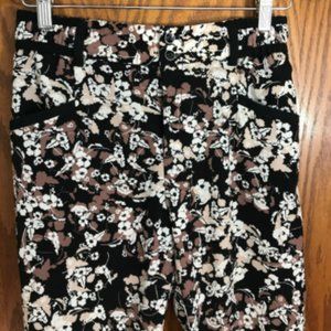 Anthropologie Cartonnier Floral Cropped Pants, size 12P